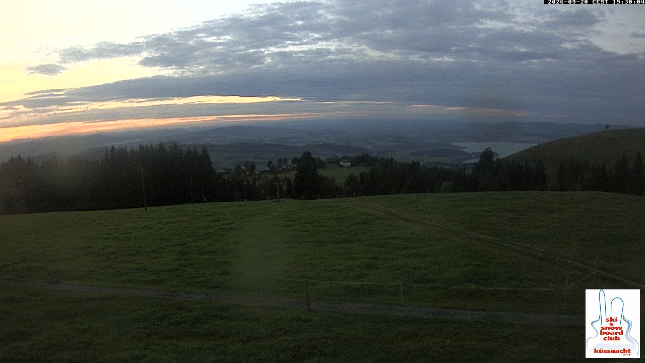 Seebodenalp, Holderen Hütte mit Sicht Richtung Küssnacht (Westen) 